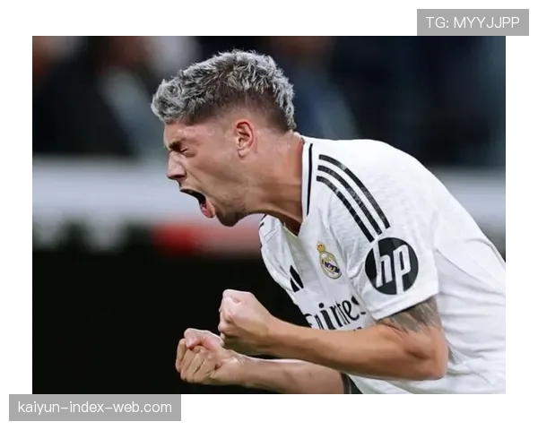 皇马季前热身展现三后卫威力 特伦特边翼卫助攻犀利