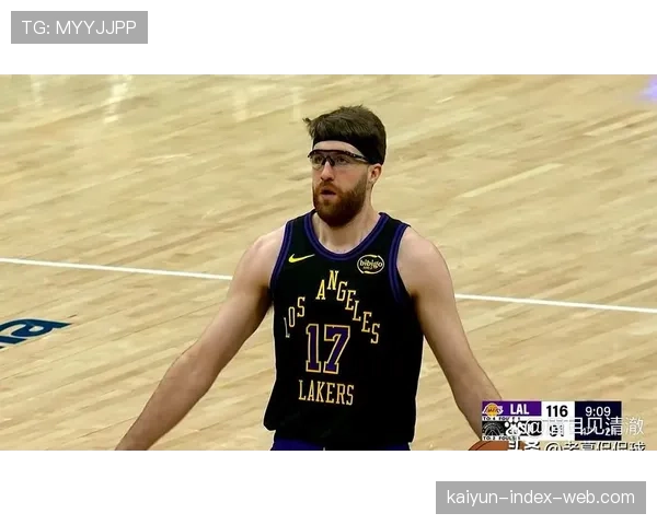 湖人评估转正双向合同 尼克史密斯蒂米成补强选项 湖人评估转正双向合同 尼克史密斯蒂米成补强选项